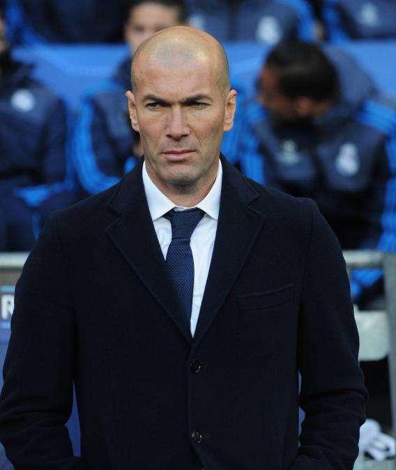 Gonzalo Miró: "Con los tres centrales en Pamplona quizá Zidane estaba probando algo para el Nápoles"