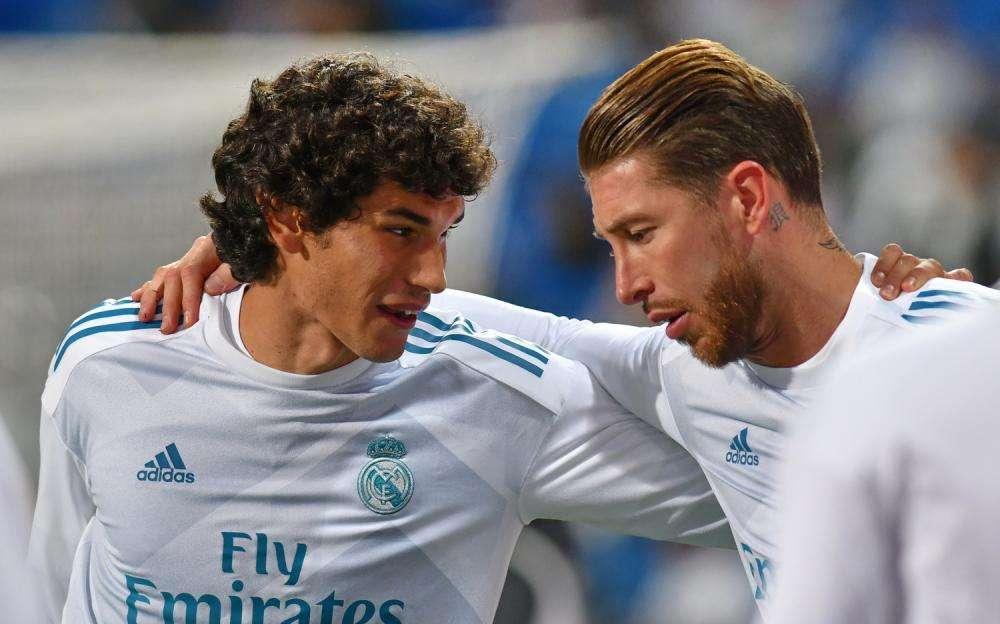 ¿Salida inminente? El Madrid no cuenta con Vallejo: ha sido ofrecido al Valencia
