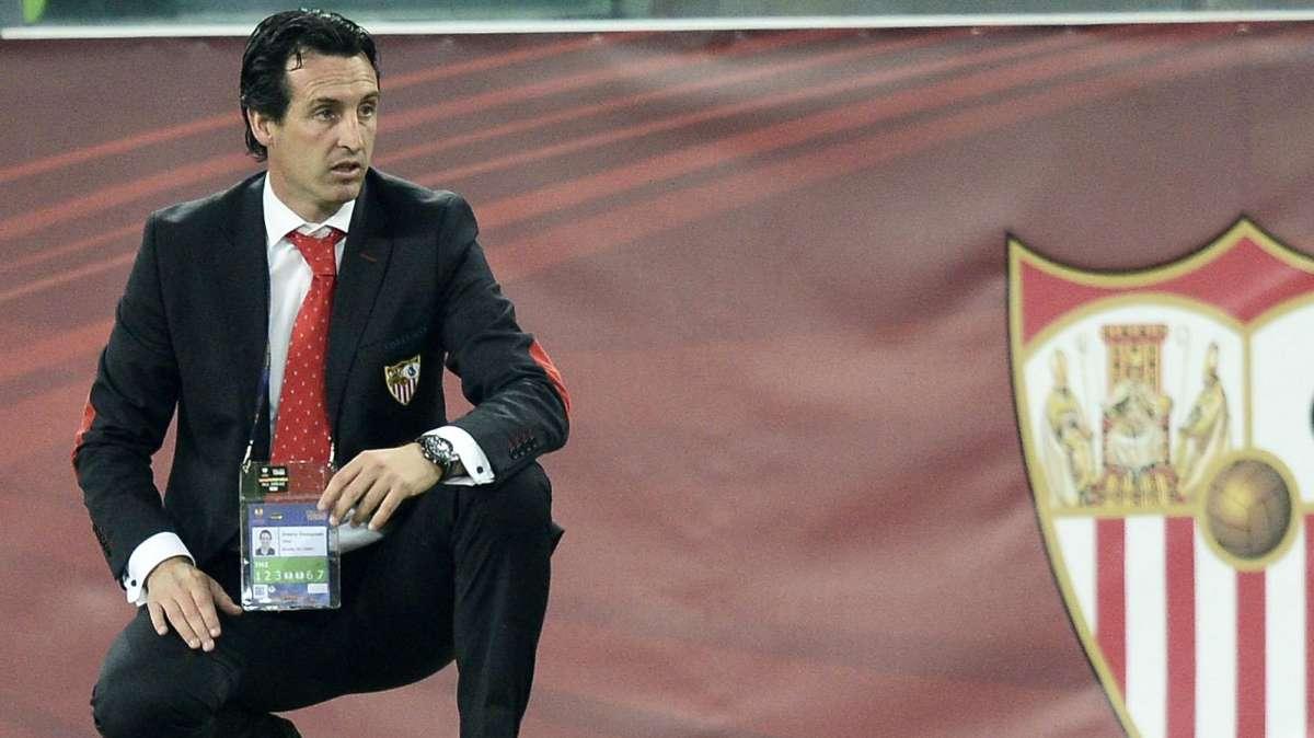 Emery perfila el once para la Supercopa pendiente de la llegada de un mediocentro