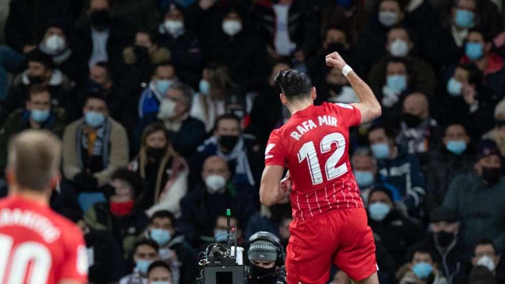 GOL DEL SEVILLA | Rafa Mir adelanta a los locales