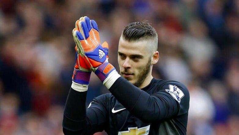 AS: De Gea, prioridad para el verano