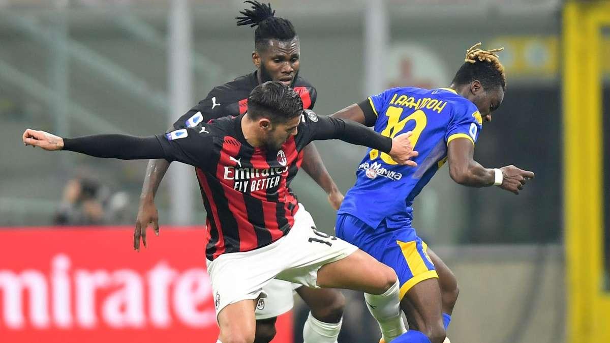 Theo Hernández empuja a Franck Kessié al Real Madrid