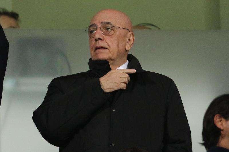 Galliani viaja este lunes a Madrid