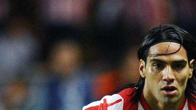 Le10Sport: Real Madrid y Mónaco negocian por Falcao y Diego López