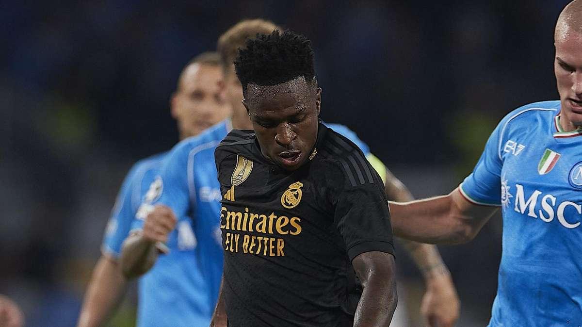 Nápoles - Real Madrid | Vinicius pone la cara, pero Rodrygo se estanca