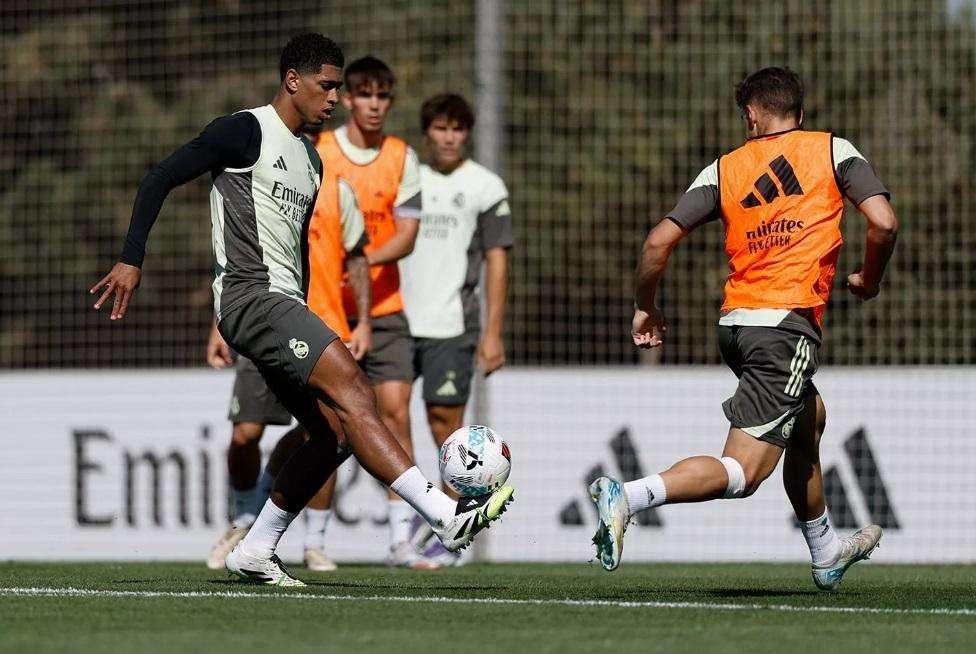 El Real Madrid viaja a Liverpool... con una tarea pendiente en Valdebebas