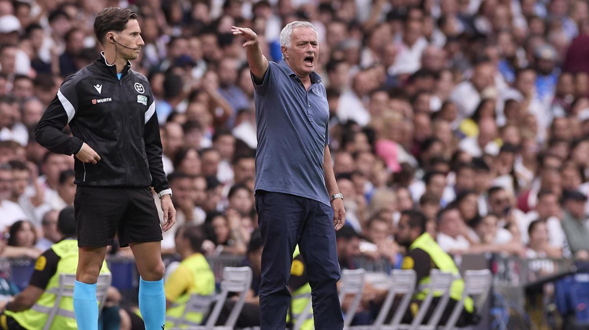 Diario AS revela las dudas de Mourinho en el once para el clásico contra el Barça