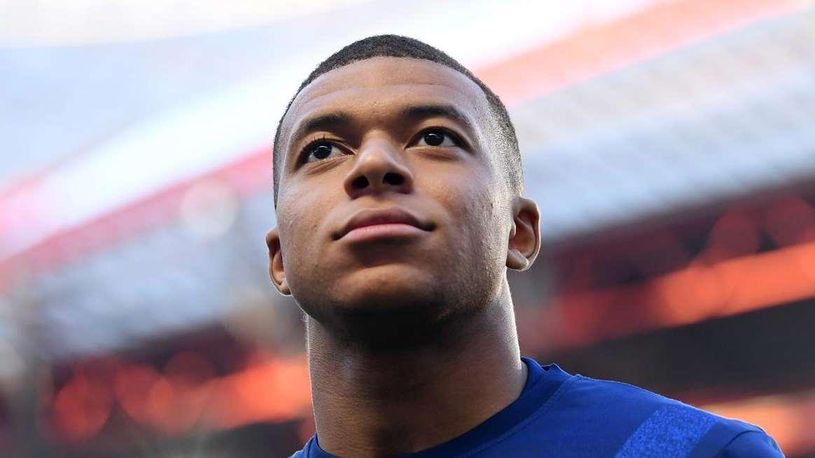 Fichajes Real Madrid | Mbappé lanza un guiño al PSG, presumiendo de nuevo entrenador