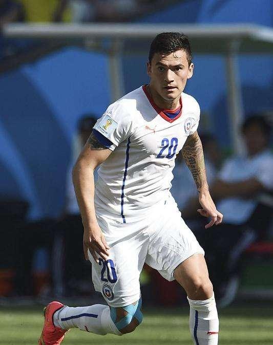 OFICIAL: Aranguiz ficha por el Bayer Leverkusen
