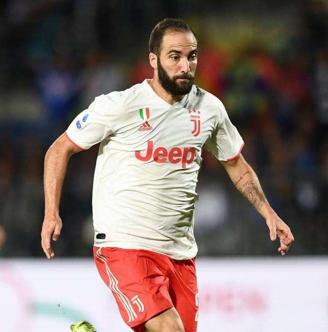 Higuain alaba a Cristiano: "Estoy feliz de volver a jugar con él, me he encontrado otro Ronaldo, más maduro"