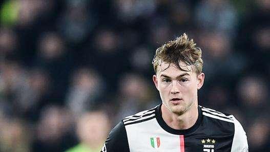 TOP News 12 - Los futuros de Sancho y Ferran y el Madrid descarta a De Ligt