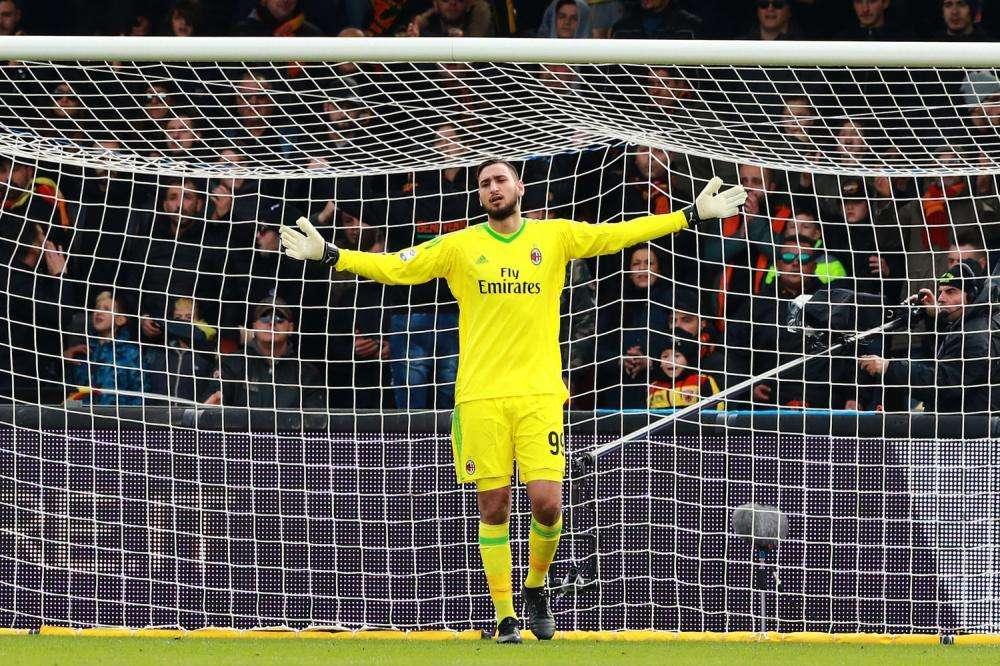 Raiola prende la mecha en Milán: Donnarumma podría salir en enero