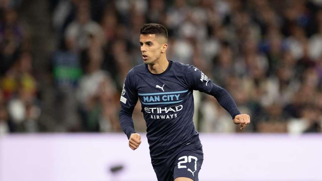 La oferta del Real Madrid por Cancelo: 30 millones fijos + 20 en variables
