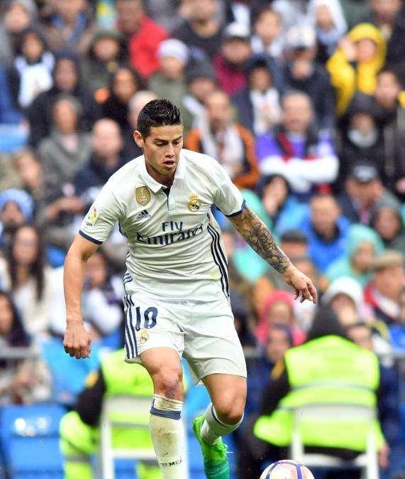 James se convierte en objetivo prioritario para uno de sus pretendientes: comienza la negociación