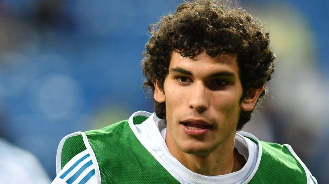 Fichajes Real Madrid | Vallejo tiene claro su futuro: los detalles