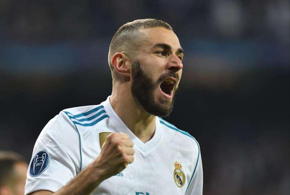 Para Iturralde es "penalti clarísimo" de Diego López a Benzema