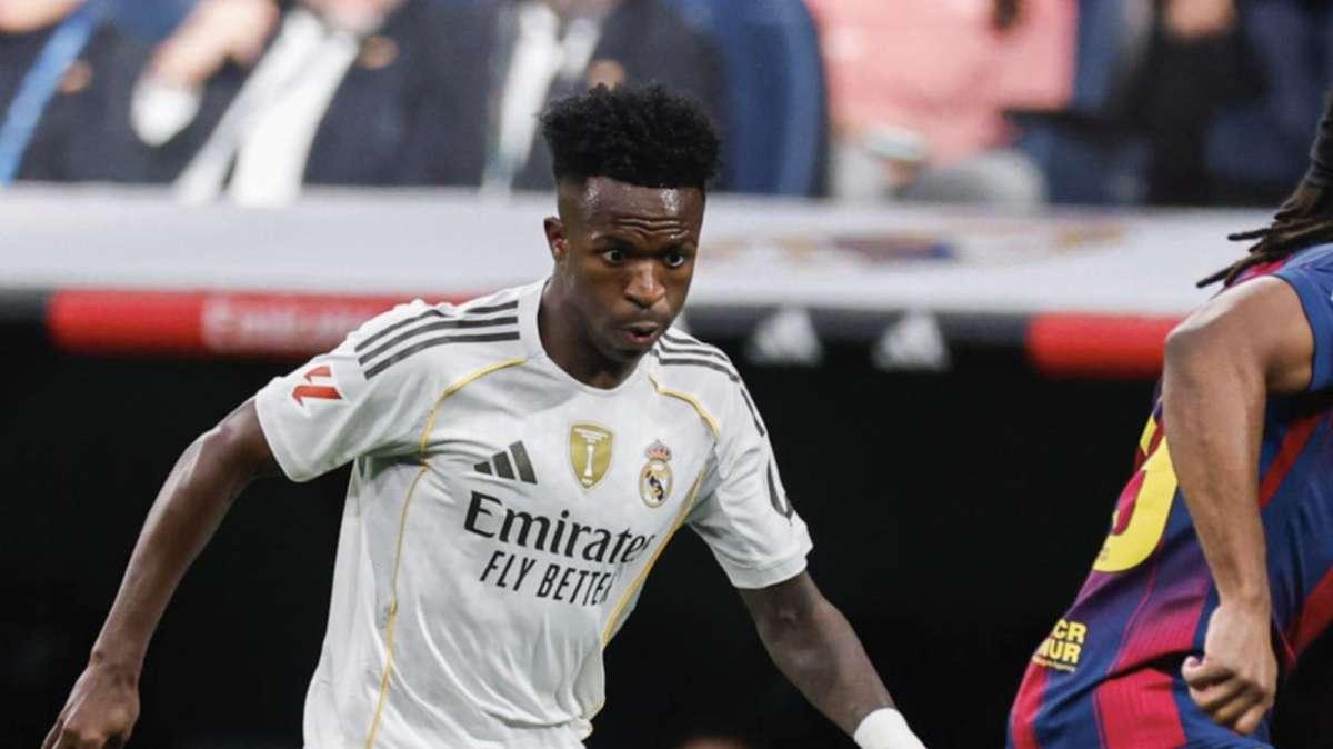 Vinicius explota tras ser sustituido en el clásico: "Me voy del equipo"