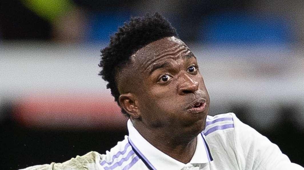 Un ex del Barcelona sale en defensa del brasileño: "Hay que respetar a Vinicius"