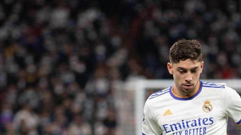 CAMBIO EN EL REAL MADRID | Se marcha Modric y entra Valverde 