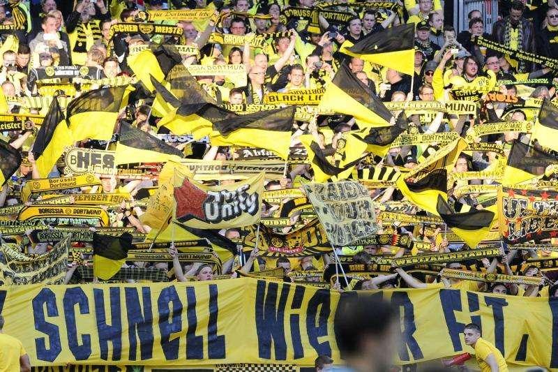 OFICIAL - El Dortmund anuncia la llegada de Toljan, uno de los futuribles en la agenda del Madrid