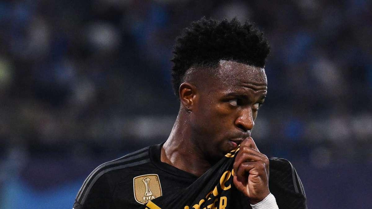 Vinicius tiene que bailar mucho en el Real Madrid