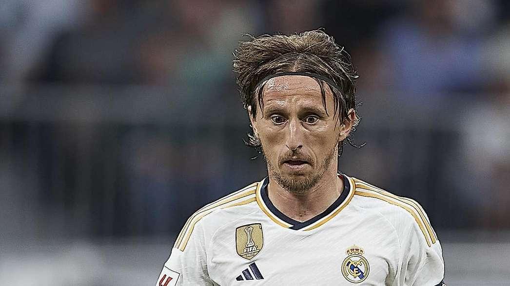 Ancelotti deja clara su postura ante la falta de minutos de Modric