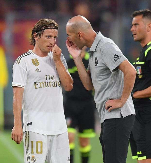 Hermel define al Zidane entrenador: "No le hace falta intérprete para decirle a los jugadores lo que piensa" 