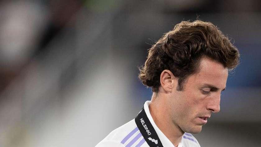 ¡BOOM! Odriozola podría salir en las próximas horas a un equipo de LaLiga