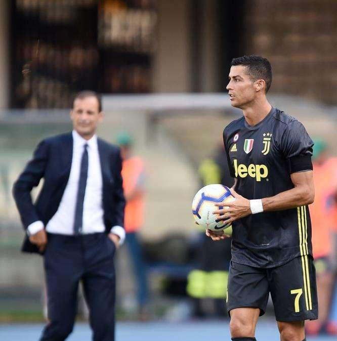 Allegri defiende a Cristiano: "Es normal que esté enfadado por no recibir el premio"