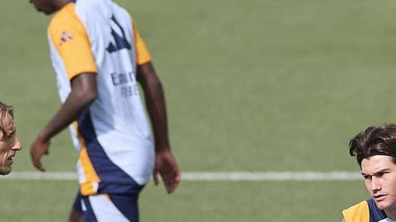 Fran García: "Mbappé aporta mucho. Como persona es increíble y hacemos un grupo espectacular"