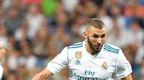 Daily Express - Benzema dispuesto a abandonar el Madrid y probar suerte en la Premier