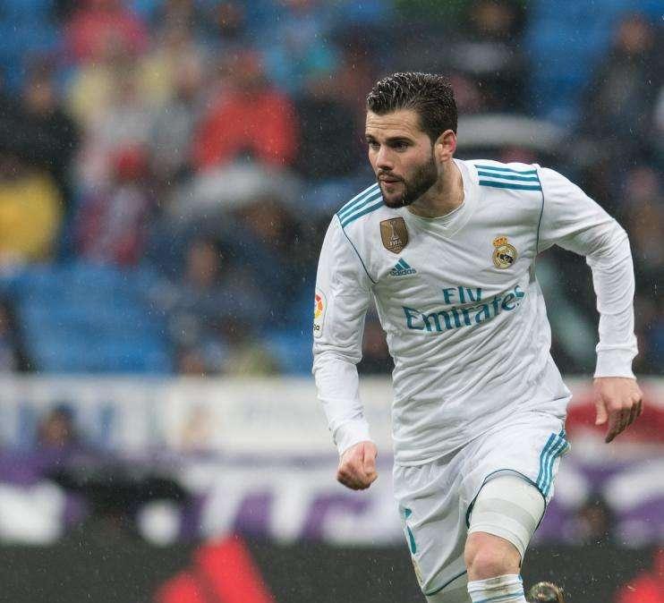 Nacho se retiró por molestias en los isquios: optimismo en el Madrid