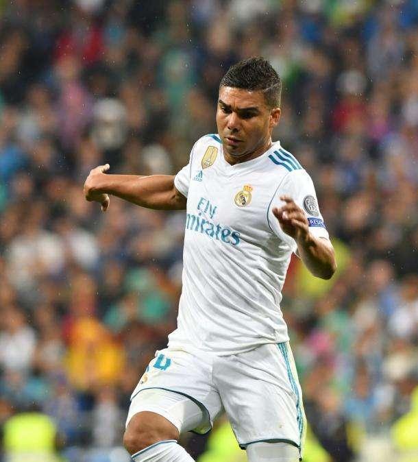 Casemiro felicita a su compatriota Willian José por su 'poker' en la Europa League con la Real
