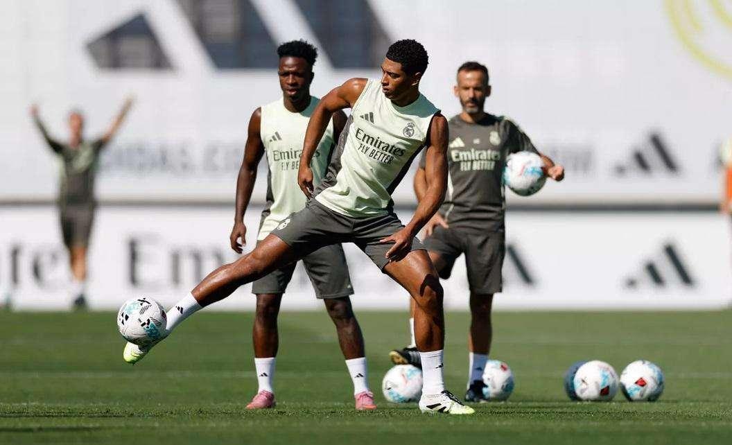 Una baja sorpresa en el entrenamiento previo a Anfield