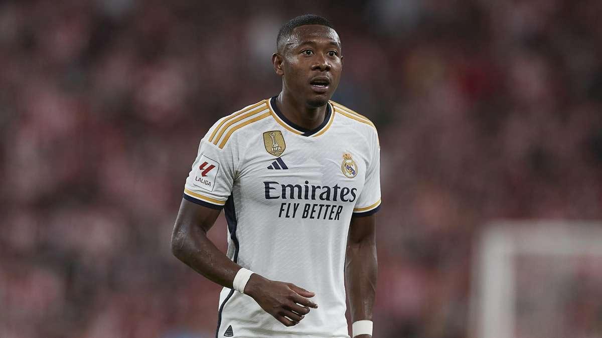 Ancelotti todavía planea una salida de emergencia por Alaba