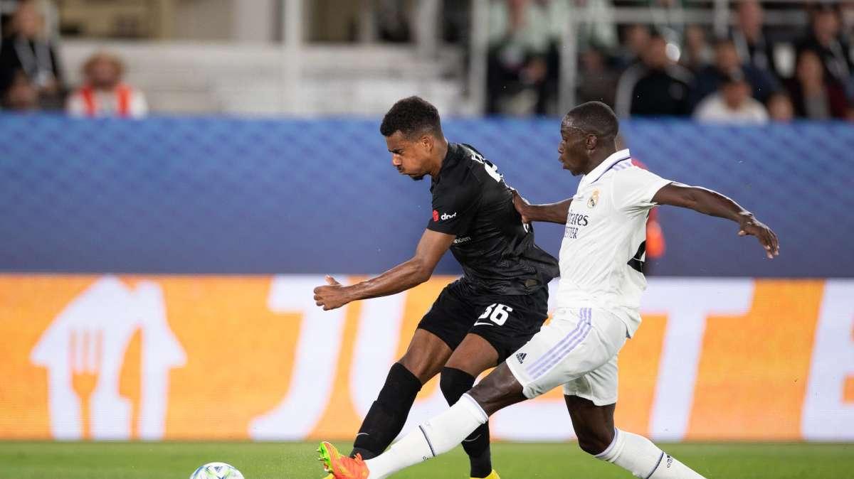 DESCANSO | Real Madrid 1-0 Eintracht de Frankfurt: el conjunto blanco toma ventaja