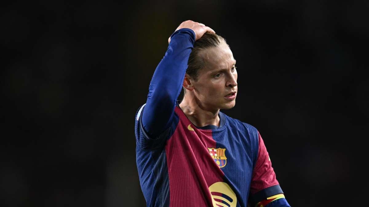 Polémica en el clásico: el 2-2 llegó tras una mano de Frenkie de Jong