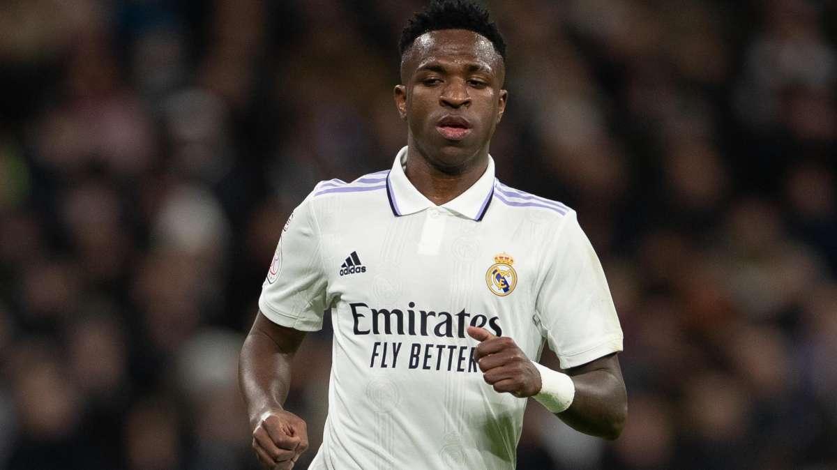 Los lamentables gestos de Maffeo a Vinicius durante el Mallorca - Real Madrid
