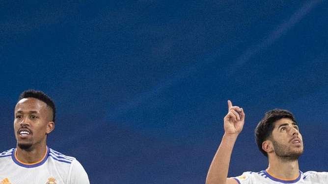Asensio anuncia que ha dado negativo y lanza un mensaje a la afición