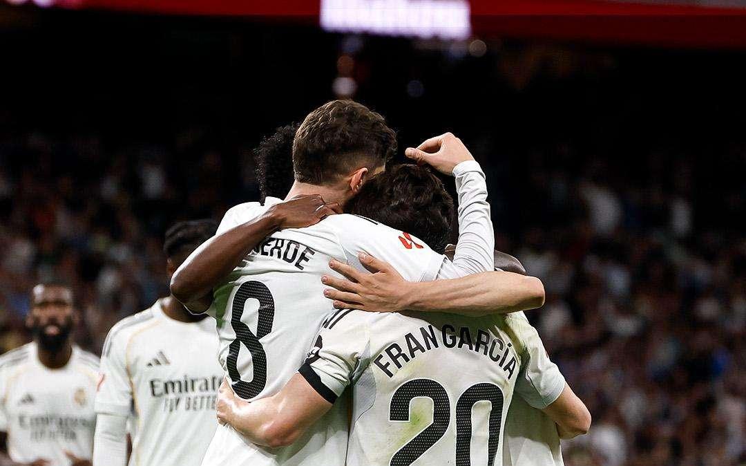 Arbeloa mantiene la cabeza fría pensando en la visita a Mánchester 
