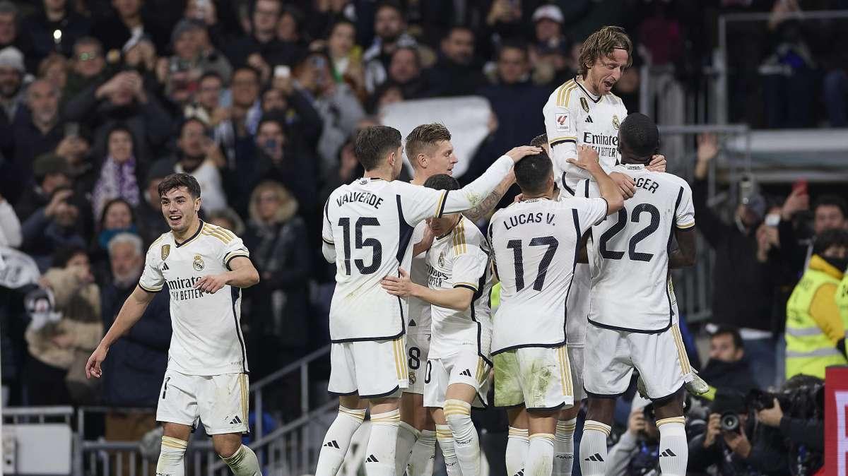El Real Madrid podría fichar un central en enero: las condiciones
