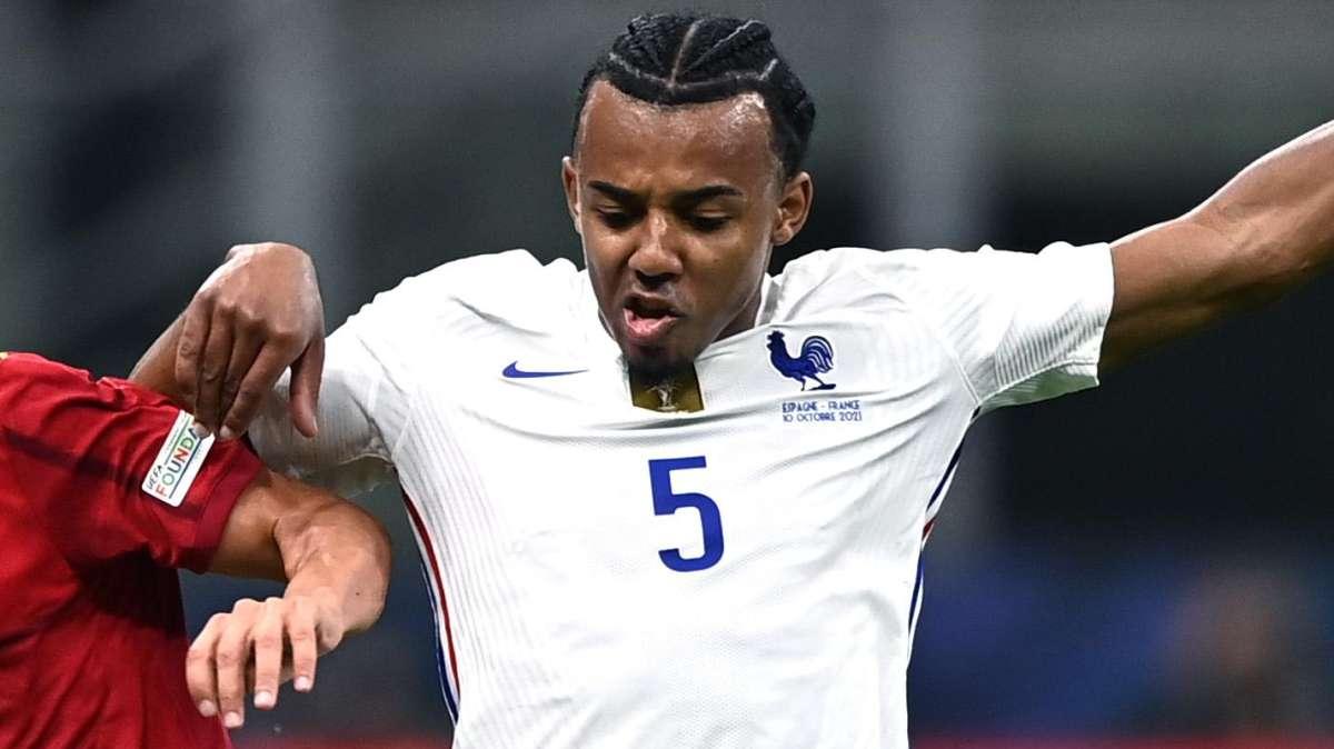 El Sevilla está obligado a vender a Jules Koundé este verano 