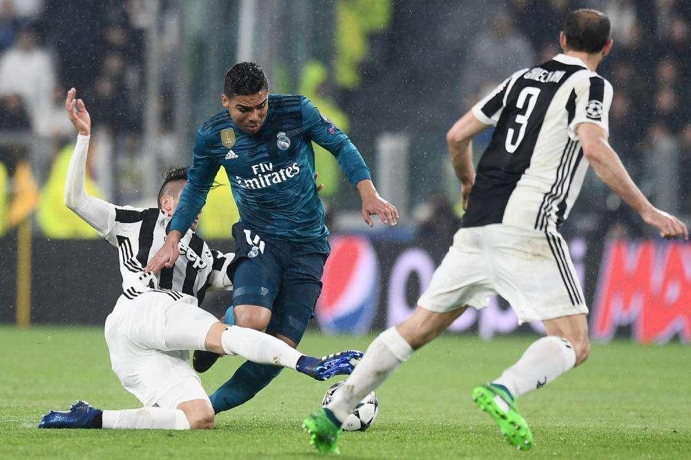 Marca apuesta por Casemiro como central y sitúa a Bale en el banquillo
