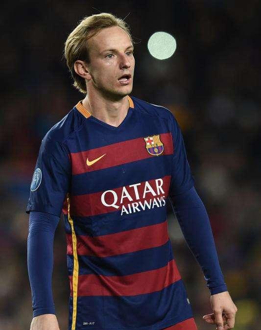 Arturo Canales, agente de Rakitic: "Quizá juegue un día en Inglaterra, pero es muy feliz en el Barcelona"