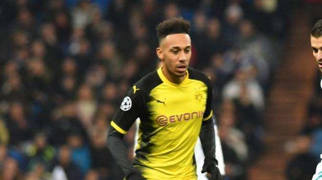 Aubameyang sigue presionando para salir y el Dortumund se planta en una cantidad para su traspaso