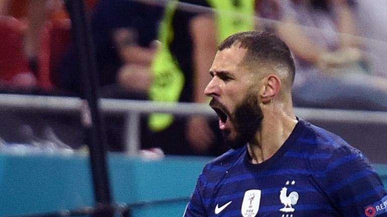 El guiño del Olympique de Lyon a Benzema y la respuesta del delantero 