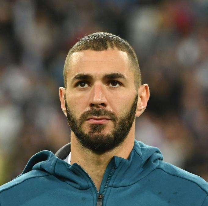 Zidane, alarmado en rueda de prensa: "No sé cuando volverá Benzema"