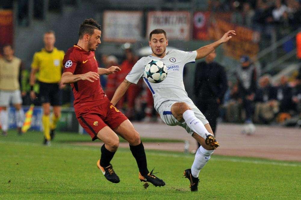 La razón por la que Hazard dejará de celebrar los goles deslizando las rodillas