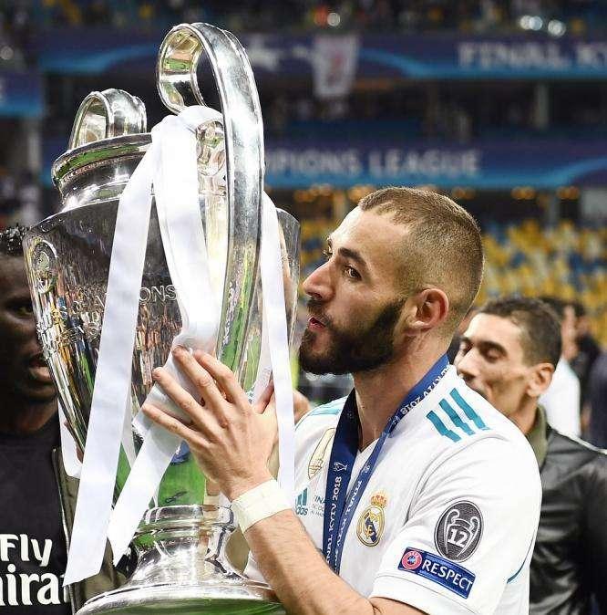 Un Benzema de récord: el francés entra en la historia del Real Madrid