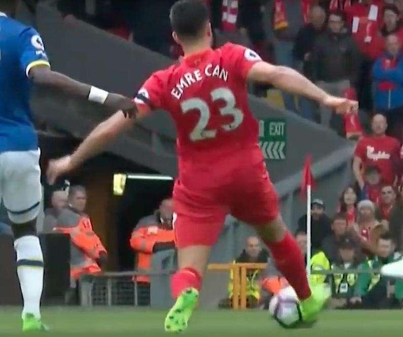 Duelo Liverpool - Juventus por Can